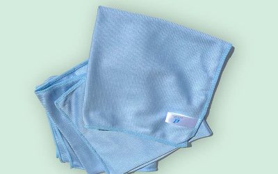 Une Solution Rare Et Simple Pour Nettoyer Les Vitres Avec Une Microfibre