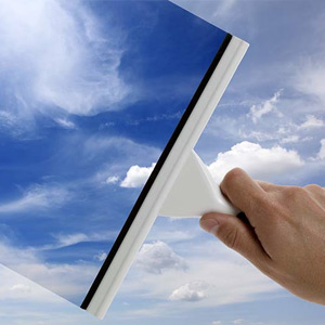 Nettoyage sans trac vitre à Marseille | Plus belle la vitre