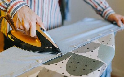 8 Secrets pour Repasser une Chemise Rapidement et Sans Effort