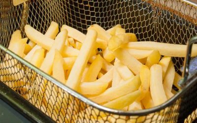 Un Guide Unique Pour Nettoyer votre Friteuse : Rapide et Efficace